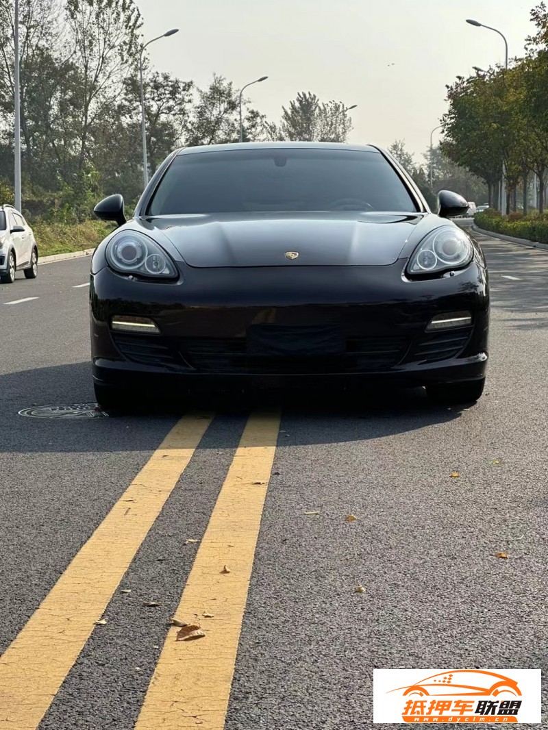  11年保時捷Panamera轎車 