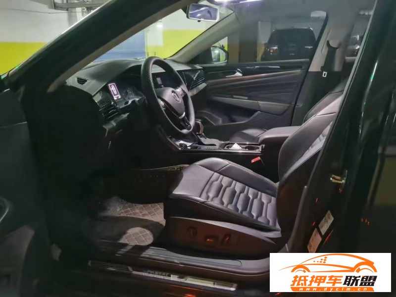  19年大眾帕薩特轎車 