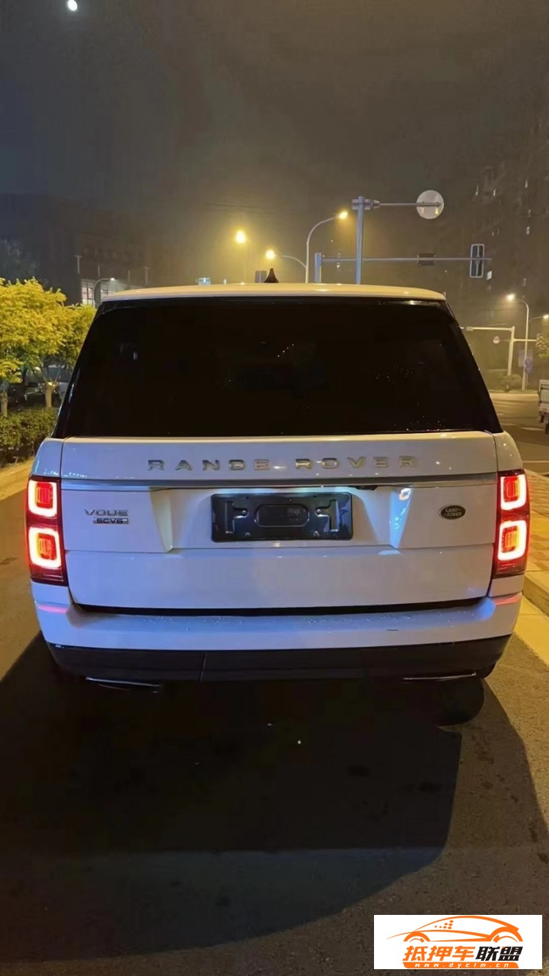  18年路虎攬勝行政轎車 