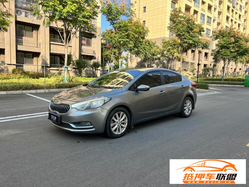  13年起亞K3轎車 