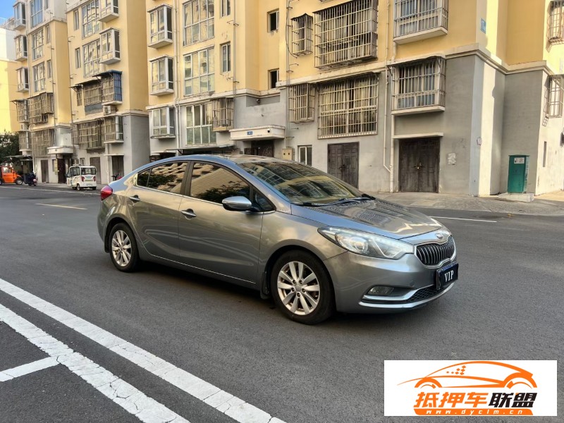  13年起亞K3轎車 