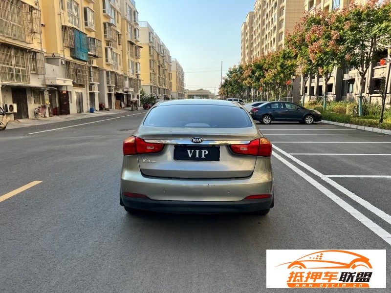  13年起亞K3轎車 