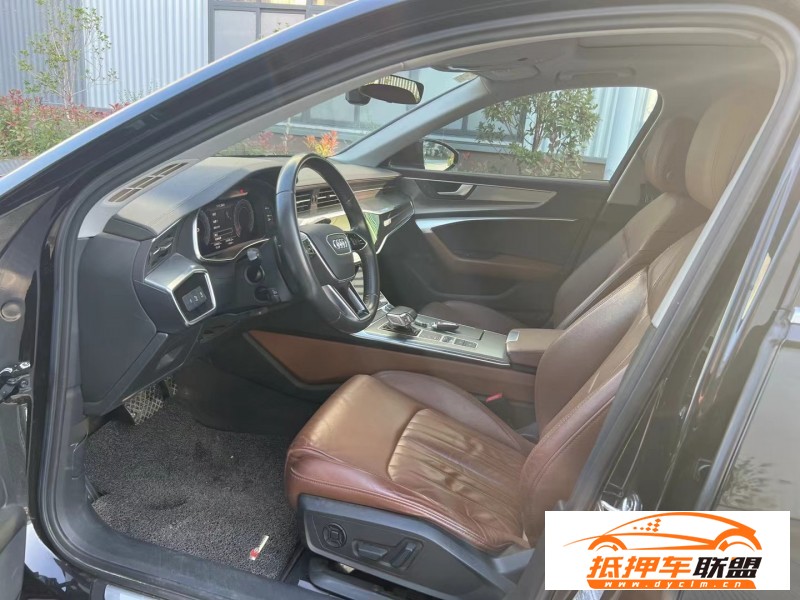  19年奧迪A6L轎車 