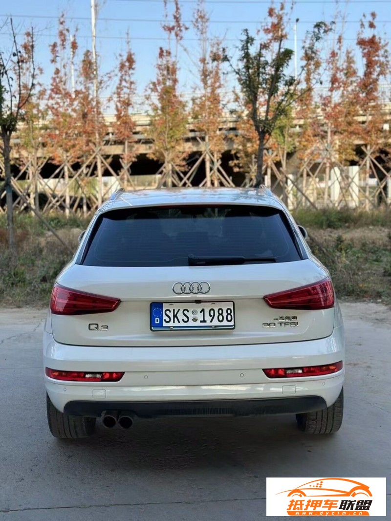  16年奧迪Q3轎車 