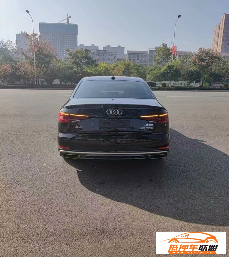  20年奧迪A4L轎車 