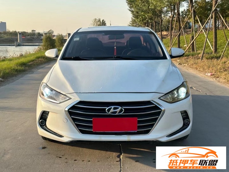  19年現(xiàn)代領(lǐng)動(dòng)轎車(chē) 