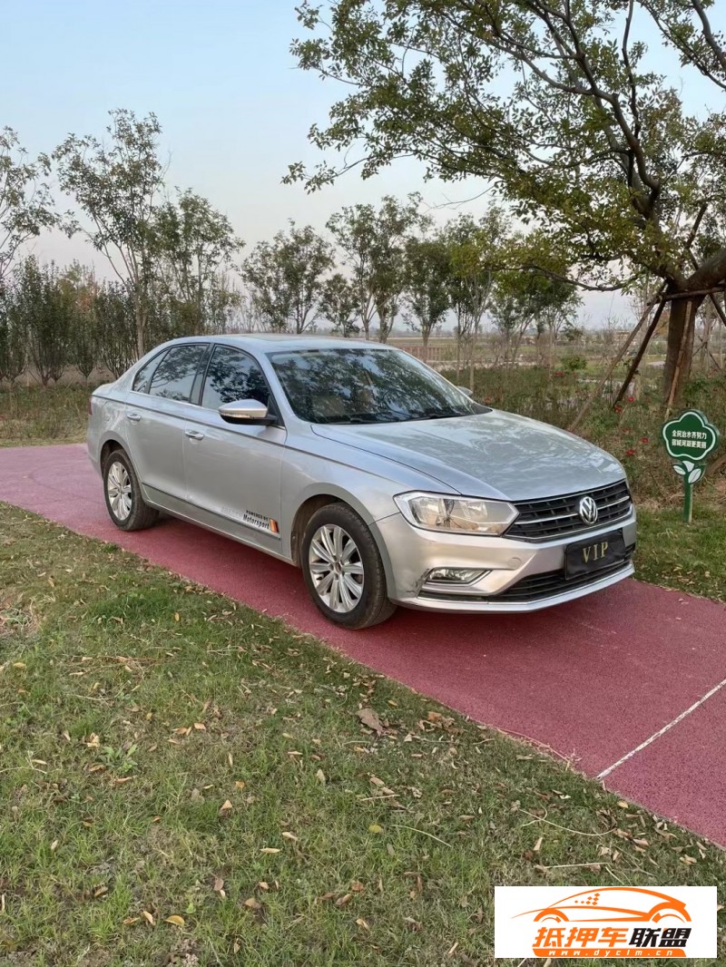  16年大眾寶來轎車 