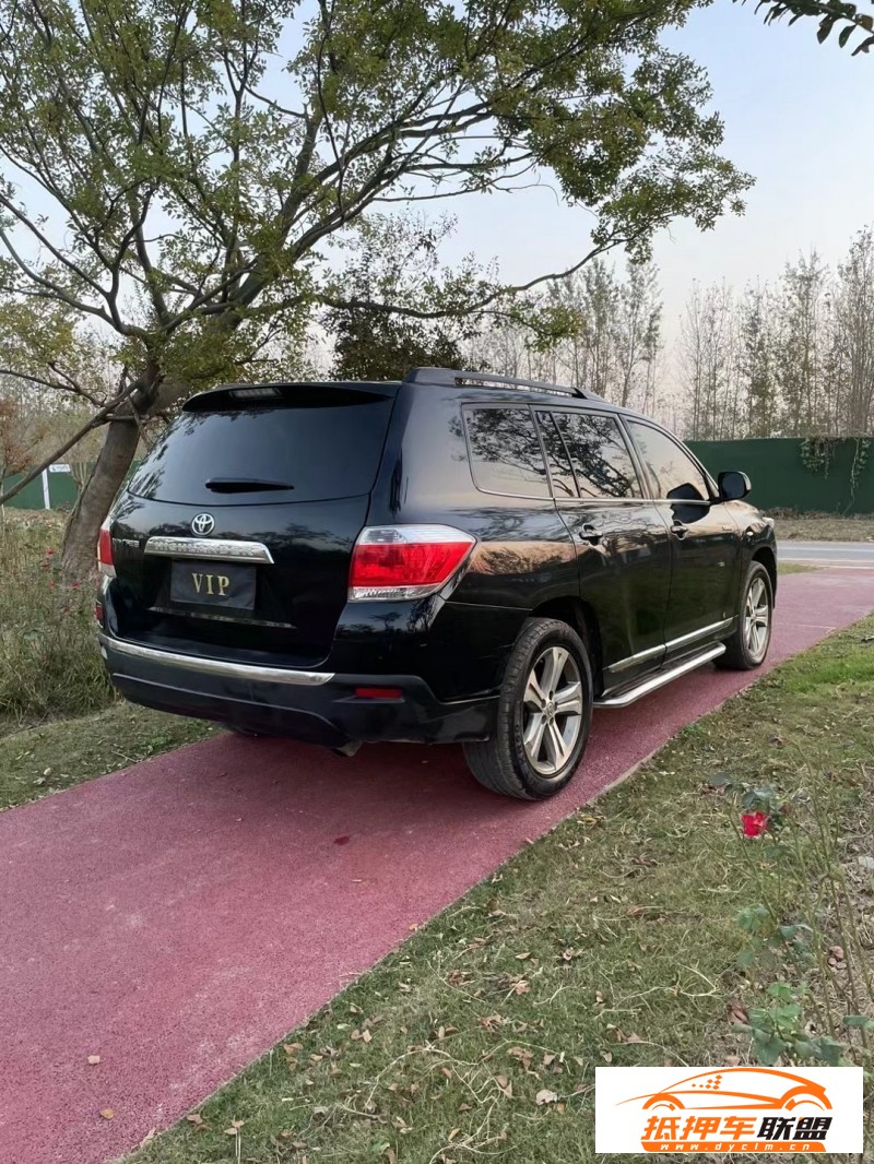  13年豐田漢蘭達轎車 