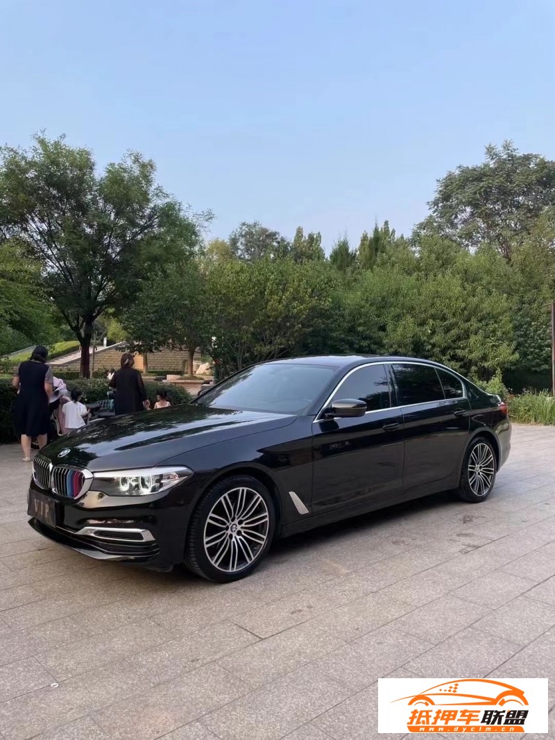  19年寶馬5系轎車 