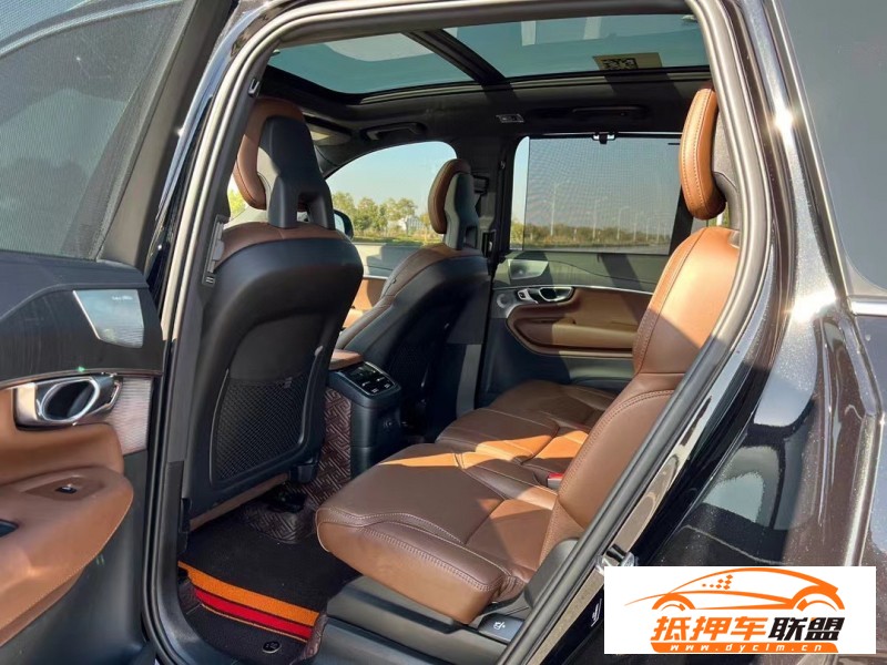  22年沃爾沃XC90轎車 