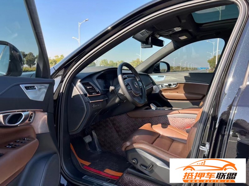  22年沃爾沃XC90轎車 