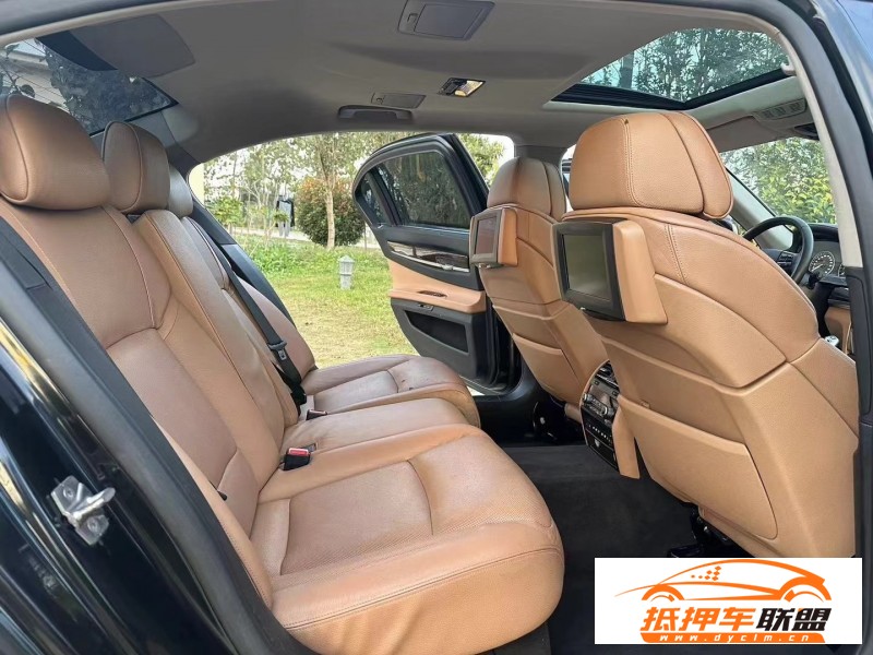  11年寶馬7系轎車(chē) 