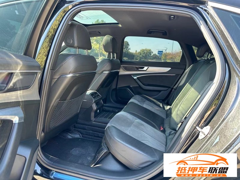  19年奧迪A6L轎車 