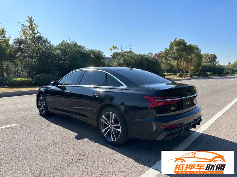  19年奧迪A6L轎車 