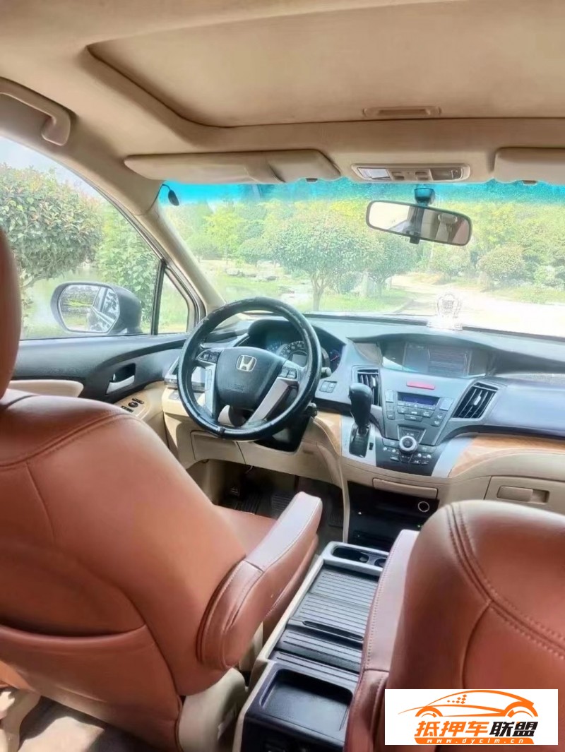  10年本田奧德賽轎車 