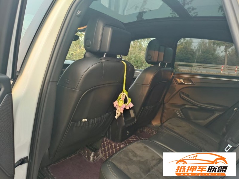  14年保時(shí)捷Macan邁凱轎車 