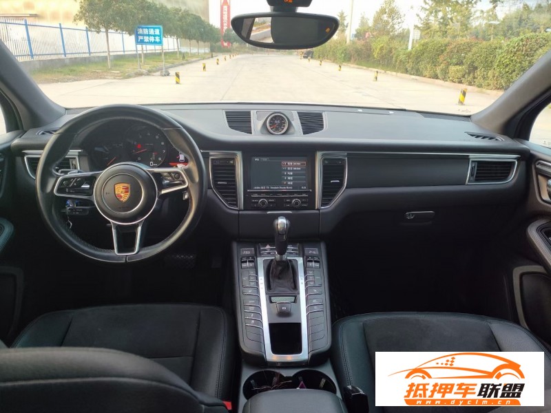  14年保時(shí)捷Macan邁凱轎車 