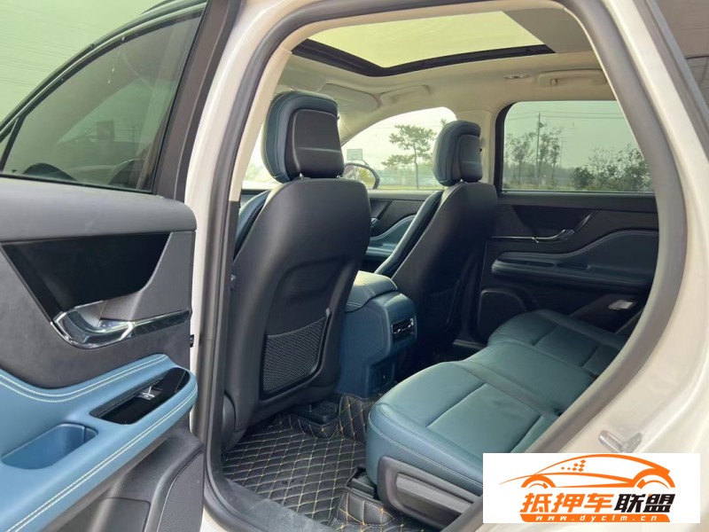  21年林肯冒險(xiǎn)家轎車 
