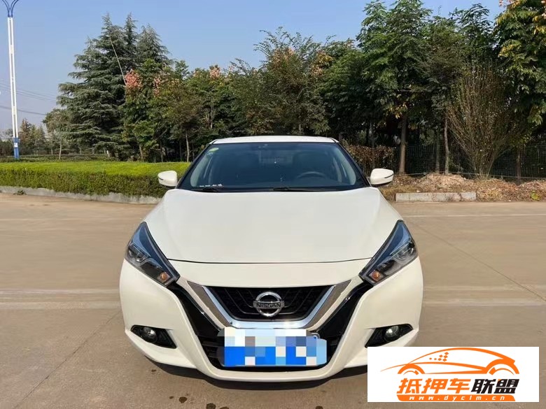  17年日產(chǎn)藍(lán)鳥轎車 