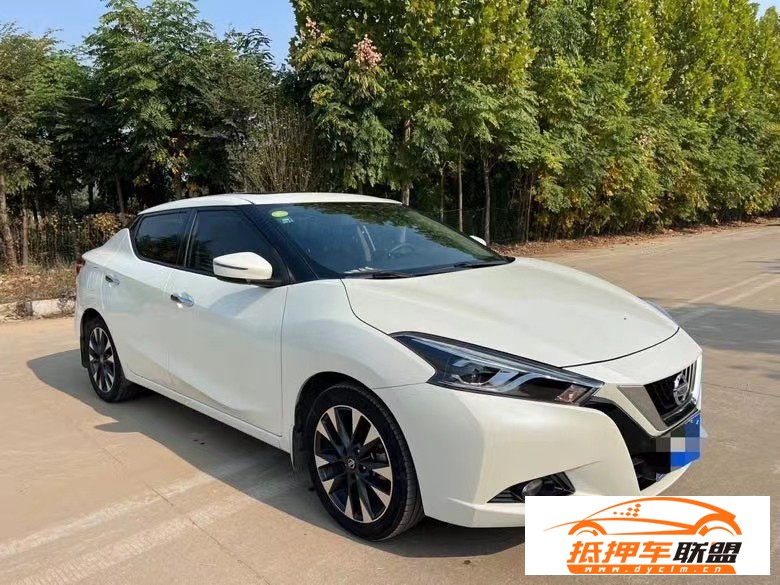  17年日產(chǎn)藍(lán)鳥轎車 