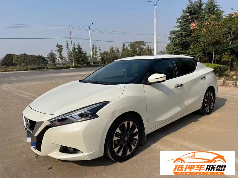  17年日產(chǎn)藍(lán)鳥轎車 