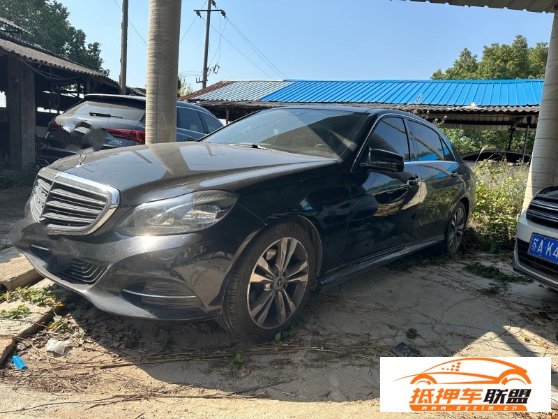  15年奔馳E轎車 