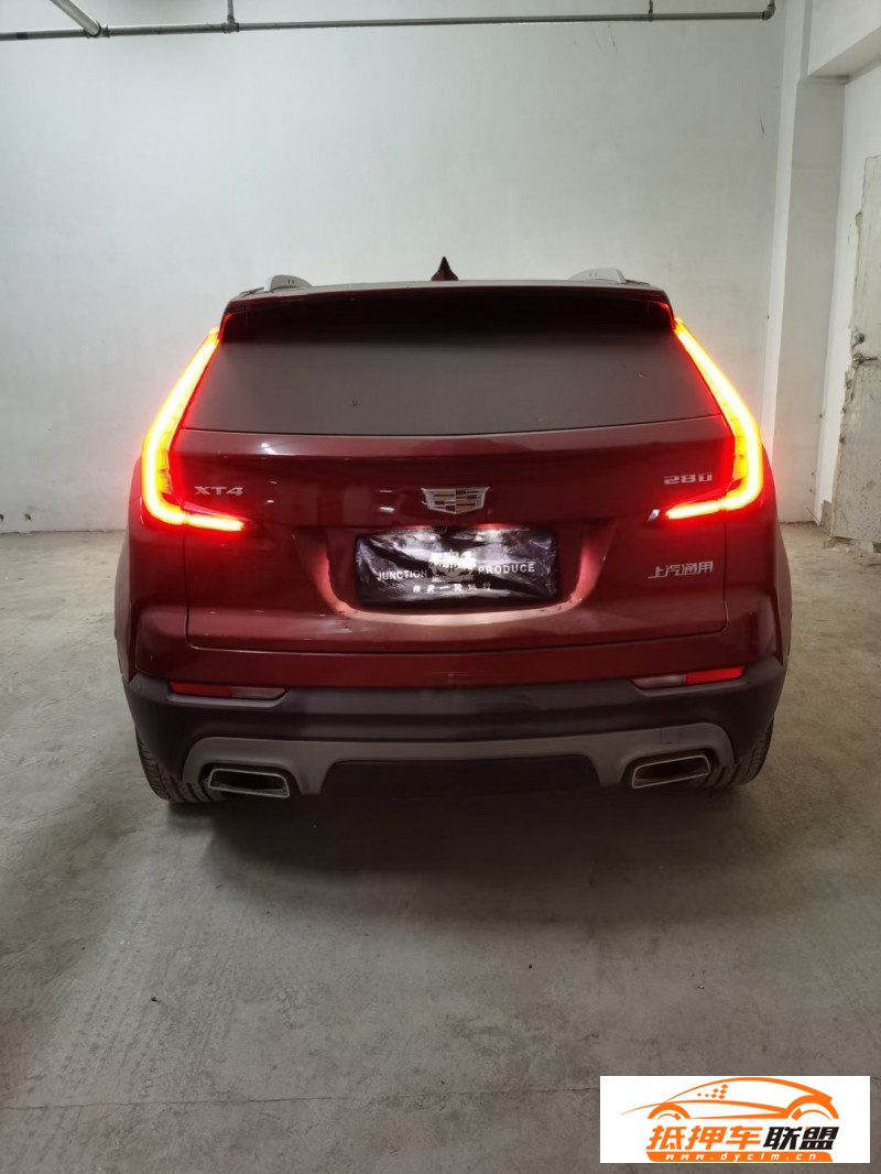  21年凱迪拉克XT4轎車 