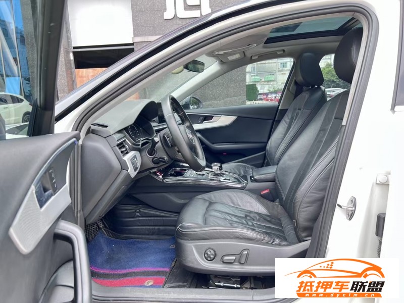  17年奧迪A4L轎車 