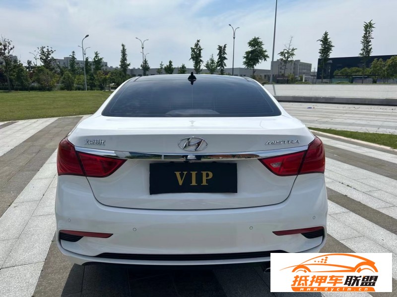  21年現(xiàn)代名圖轎車 