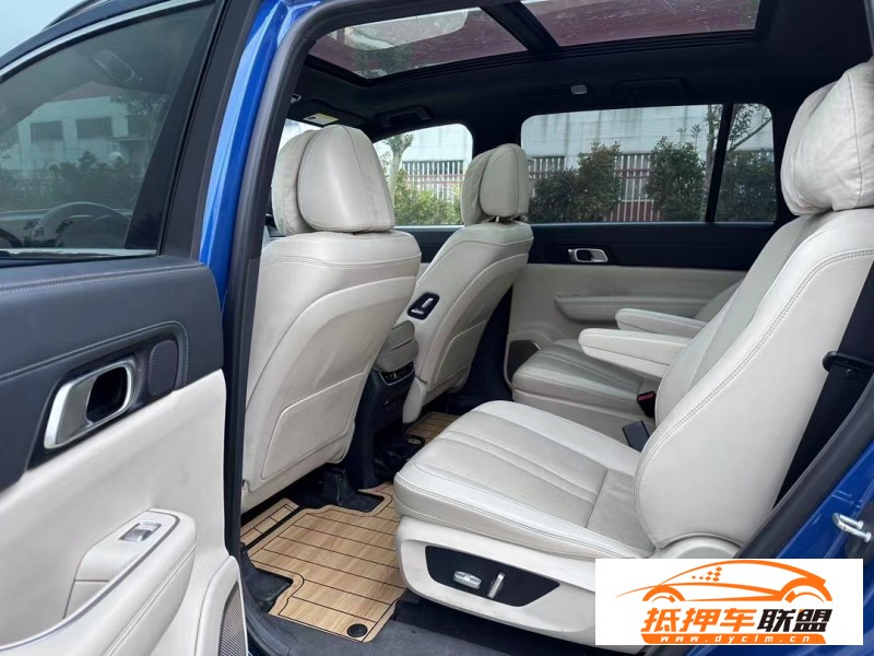  20年理想ONE轎車 