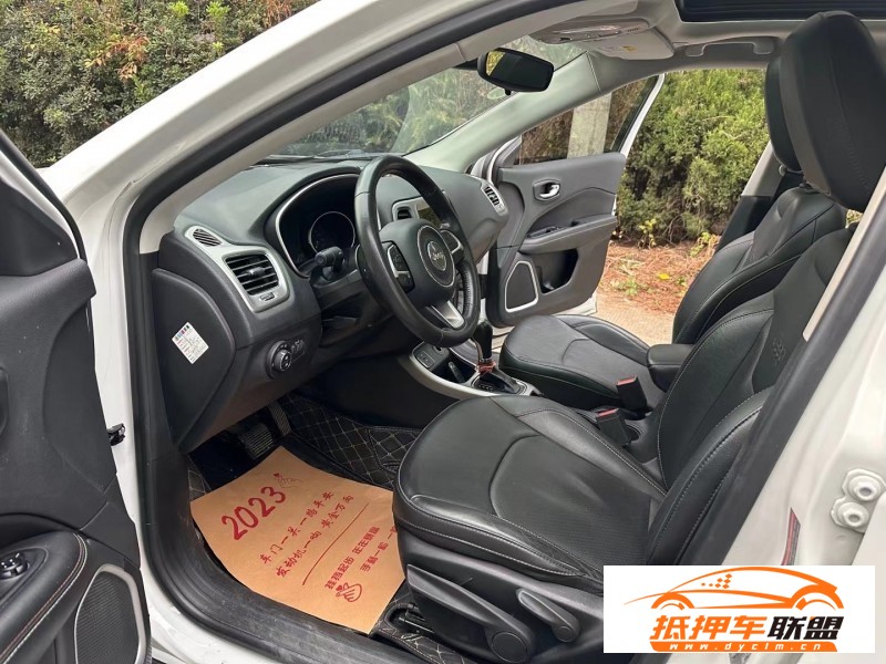  17年Jeep指南者SUV 