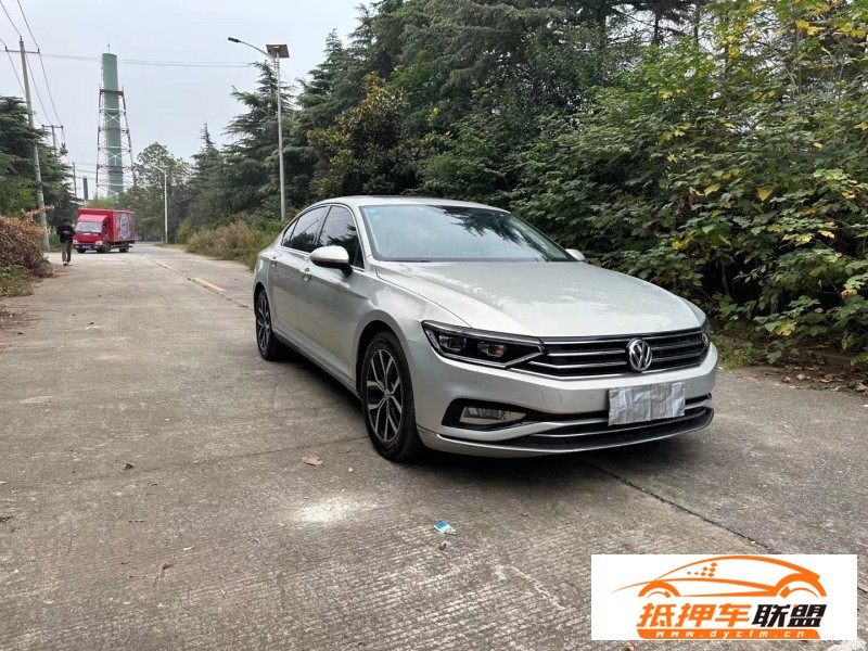  20年大眾邁騰轎車 