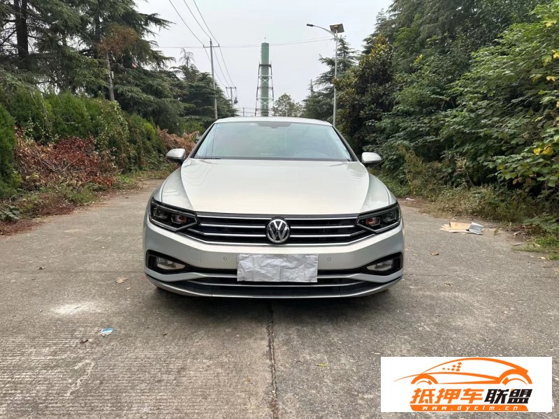  20年大眾邁騰轎車 