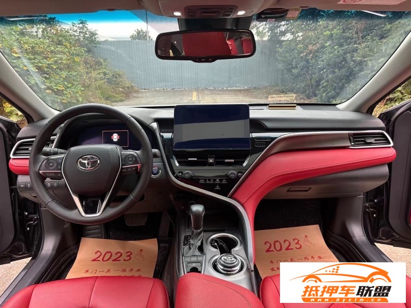  22年豐田凱美瑞轎車 