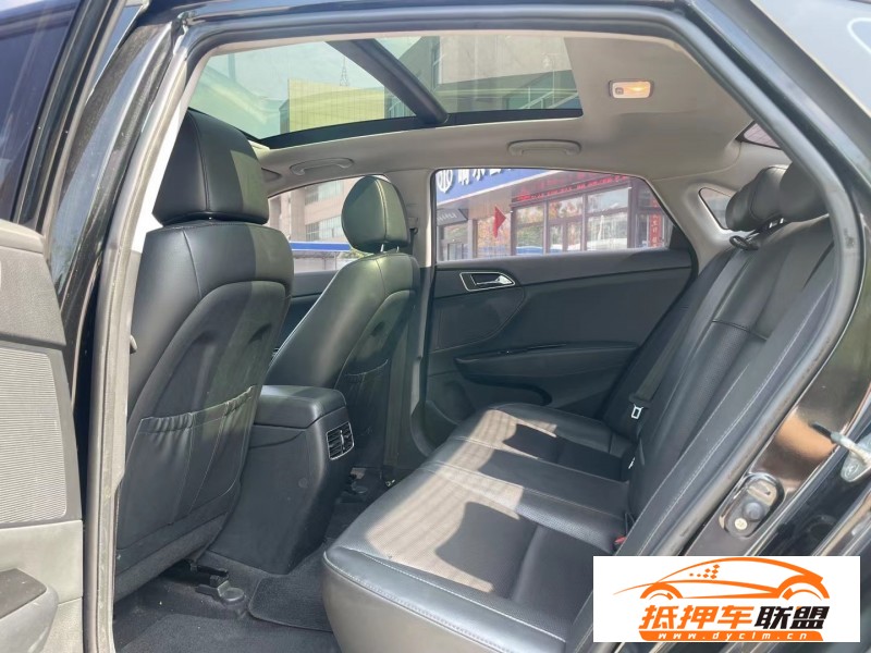  15年現(xiàn)代名圖轎車 