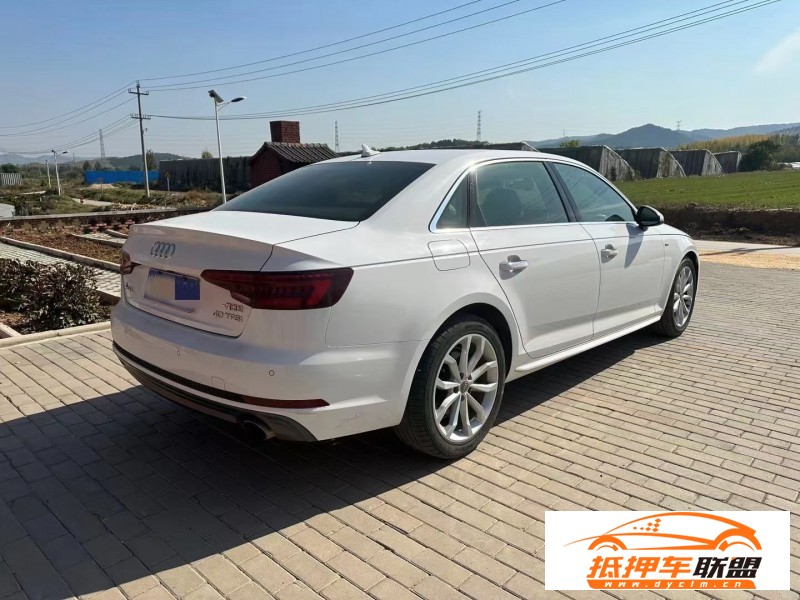  18年奧迪A4L轎車 