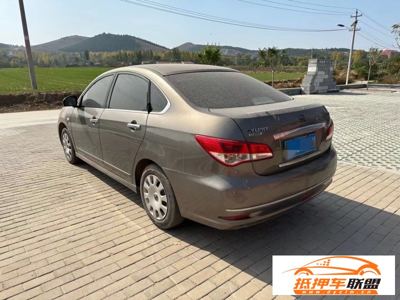  16年日產(chǎn)軒逸轎車 
