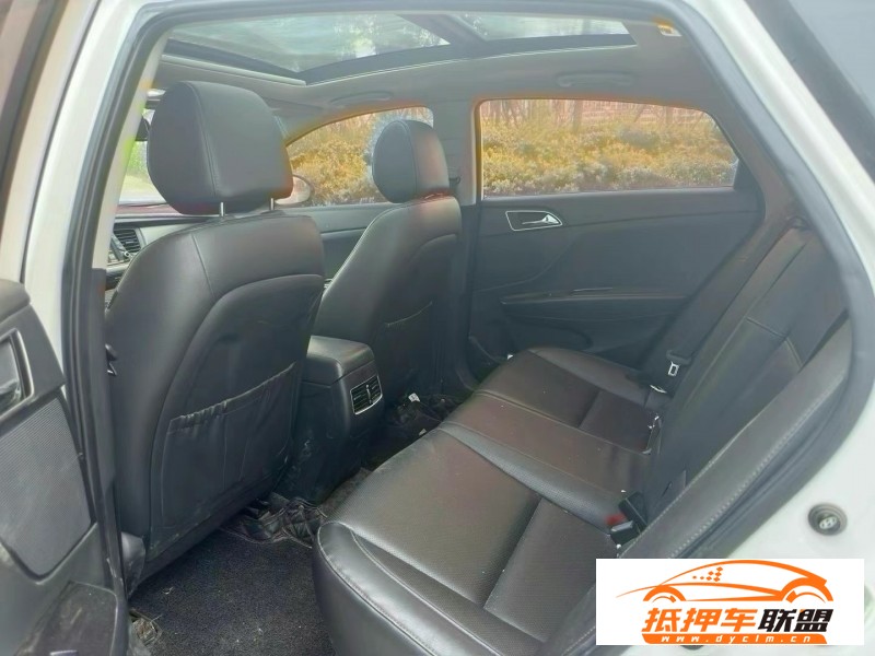  19年現(xiàn)代名圖轎車 