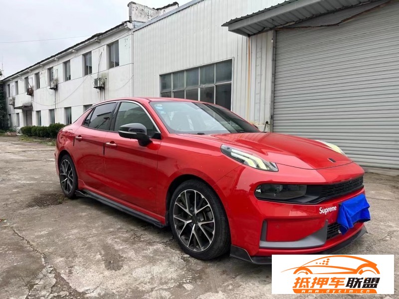  19年領(lǐng)克03轎車 