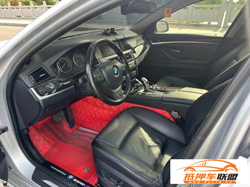  12年寶馬5系轎車 