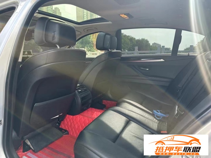  12年寶馬5系轎車 