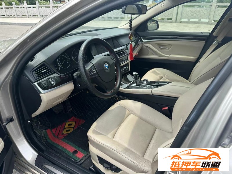  12年寶馬5系轎車 