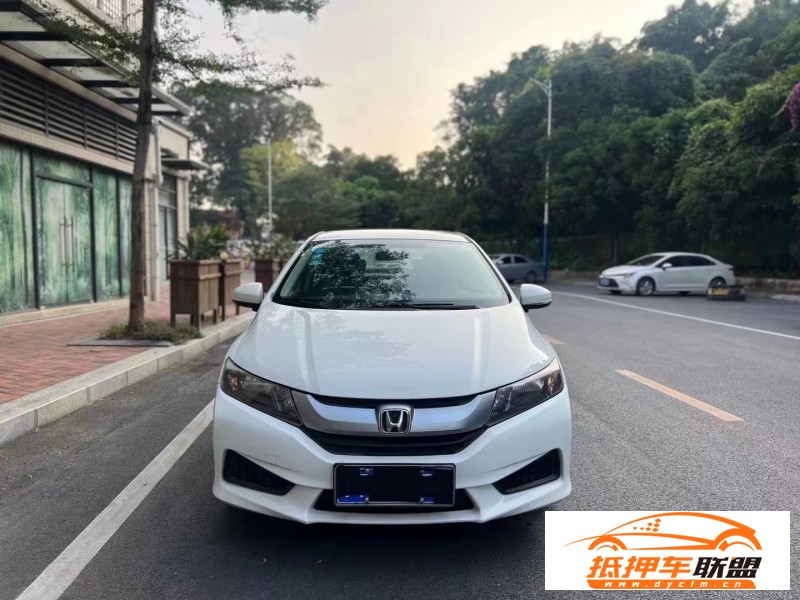  18年本田鋒范轎車 
