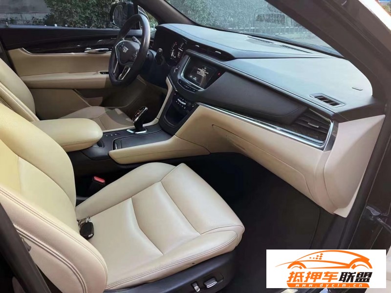  16年凱迪拉克XT5轎車 