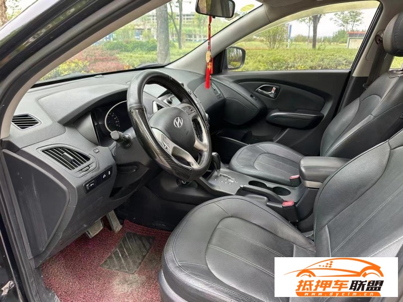  13年現(xiàn)代ix35SUV 