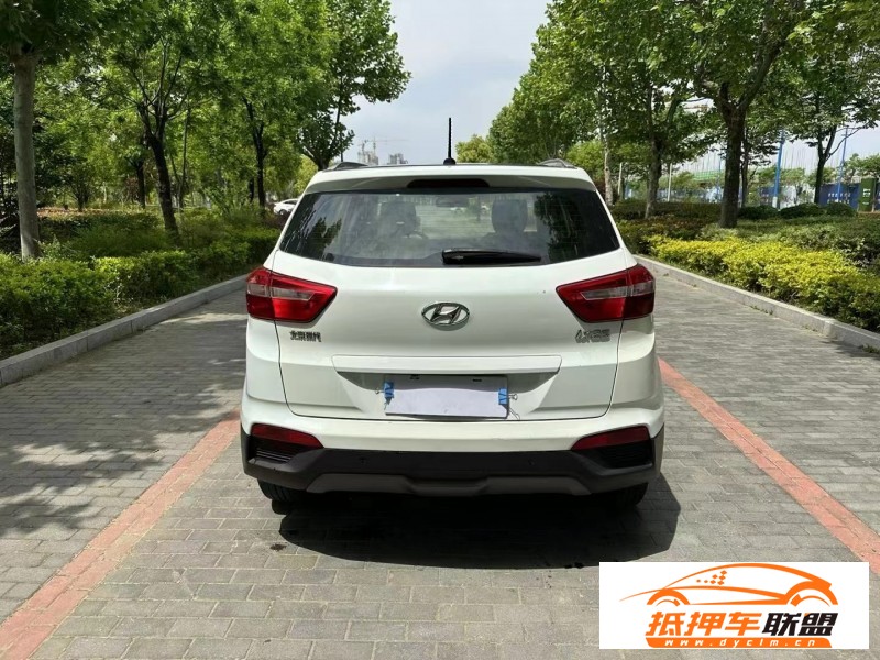  16年現(xiàn)代ix25SUV 