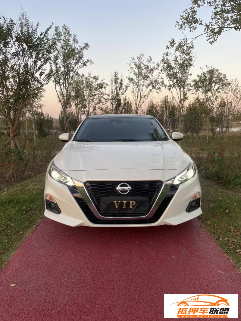  23年日產(chǎn)天籟轎車 
