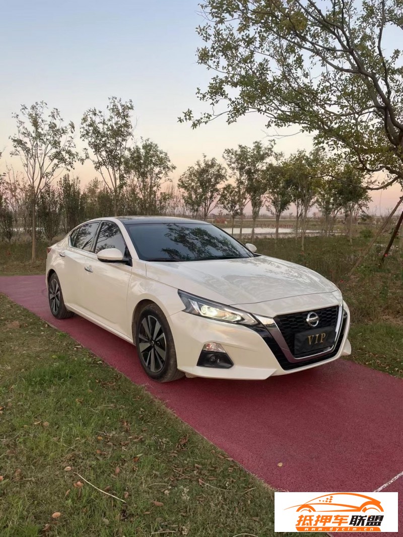  23年日產(chǎn)天籟轎車 