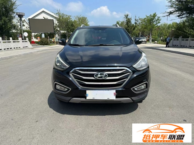  17年現(xiàn)代ix35SUV 