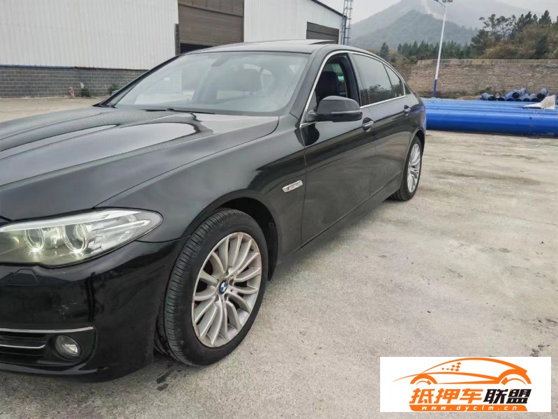 14年寶馬5系轎車 